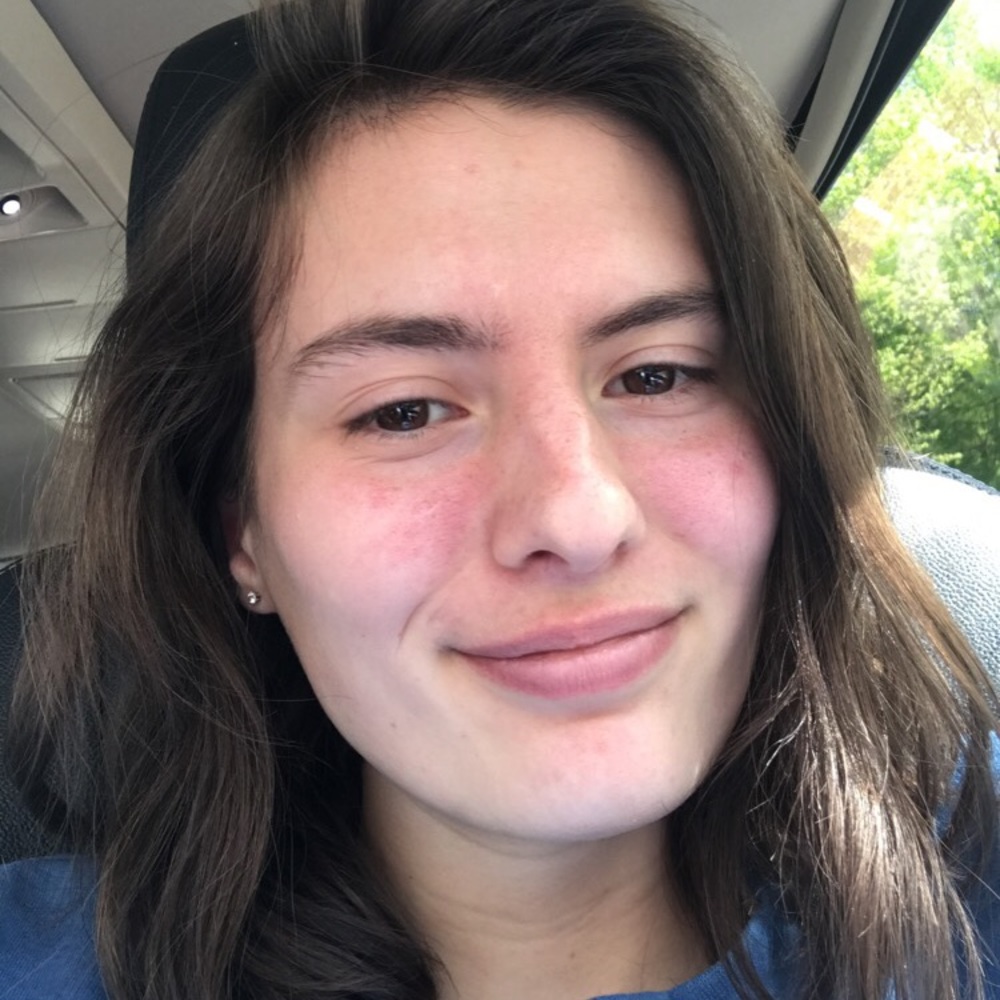 Meet your Posher, Caitlin